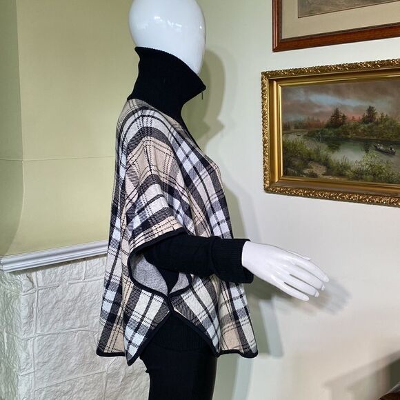 Jones New York Plaid Wool Blend Zip Up Cape/Poncho - Picture 11 of 16
